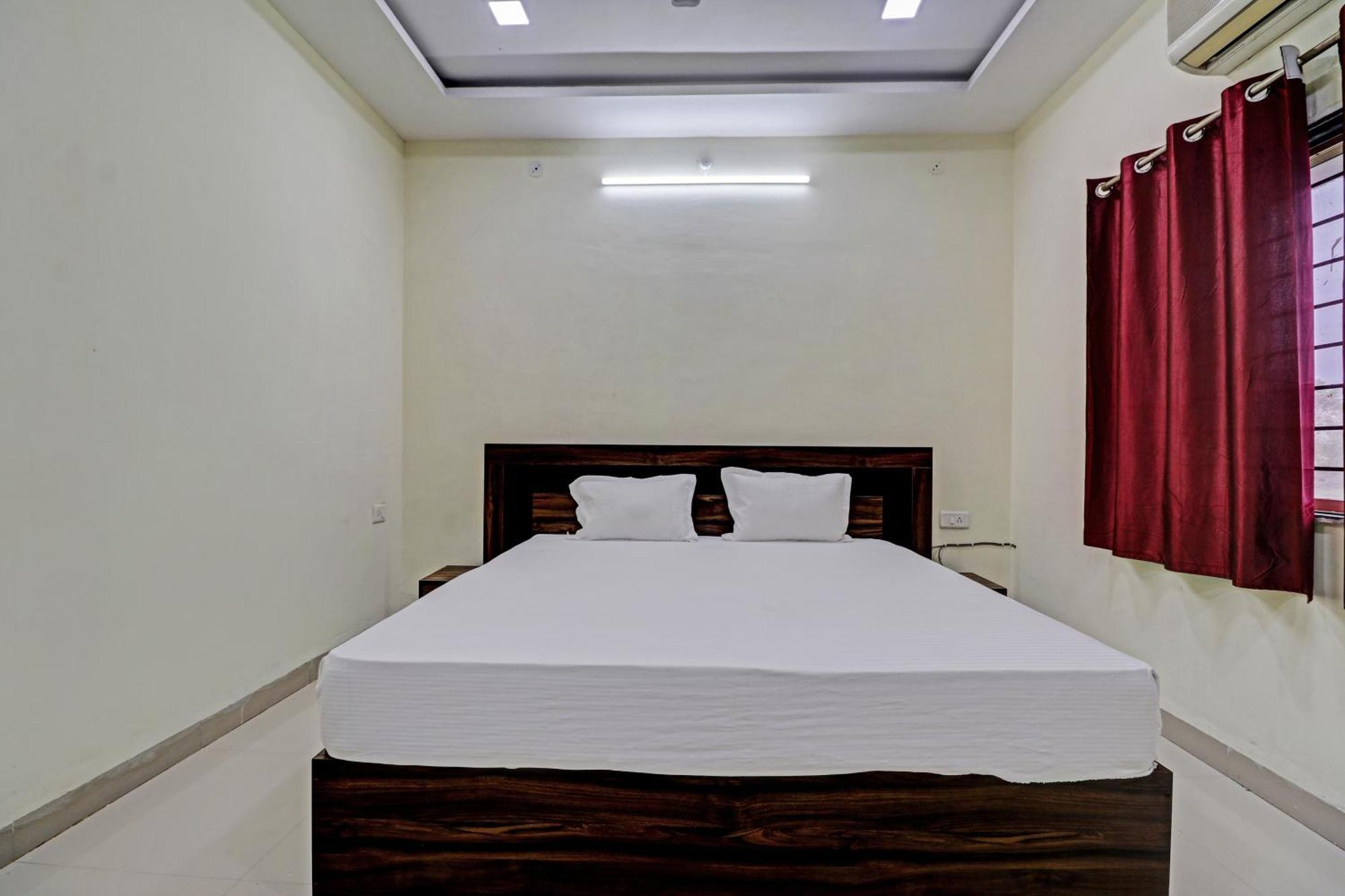 Hotel O Midway Treat Dhār Exteriér fotografie